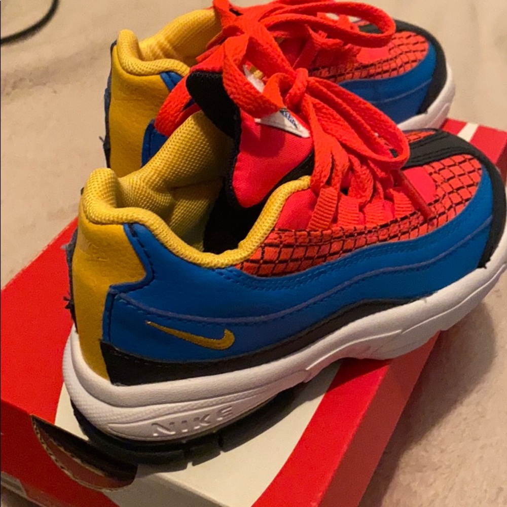 Nike
